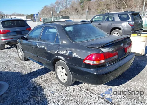 2002 Honda Accord 3.0 Ex z USA, uszkodzony, nr VIN 1HGCG16542A055065